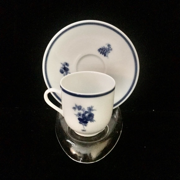 Vintage Mosa Maastricht 4 Tea Cup / Saucer Set - Picture 3 of 14